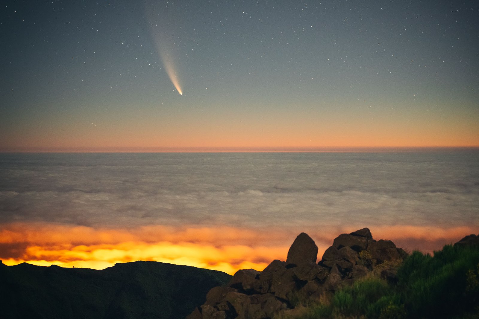 Neo Wise Commet over Madeira