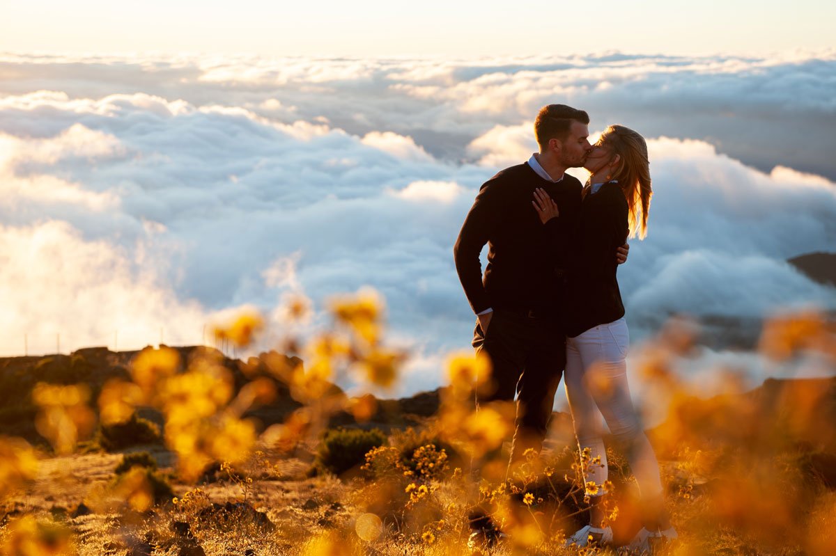 marriage proposal on sunrise in Madeira