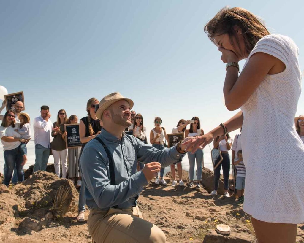 Marriage proposal at the top of Pico do Arieiro, sunrise